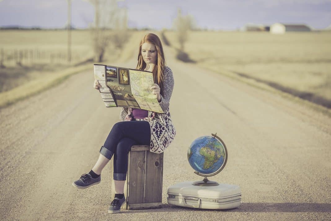 El Espacio Schengen es una zona sin fronteras internas que permite la libre circulación de personas entre los países miembros. Comprende 27 países de la Unión Europea (UE) y algunos otros como Noruega, Suiza, Islandia y Liechtenstein.