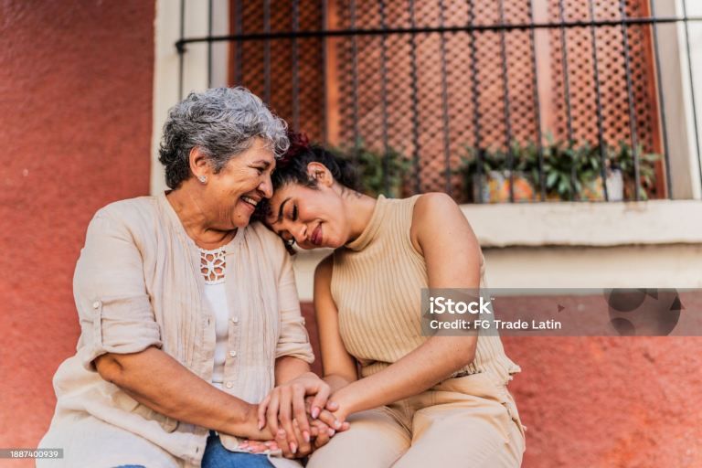 Autorización de residencia y trabajo: Procedimiento y requisitos en España