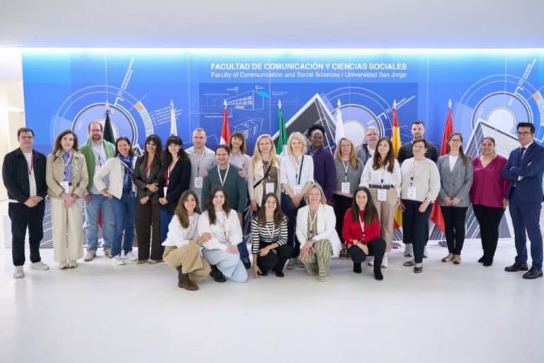 Aragón impulsa universidades y FP especializada para estudiantes extranjeros con programas tecnológicos y creativos.